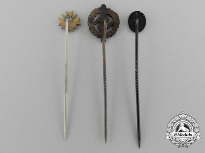 a_lot_of_three_third_reich_period_miniature_awards_and_decorations_d_2683