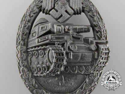 a_silver_grade_tank_badge_by_e._f._wiedmann_d_2833