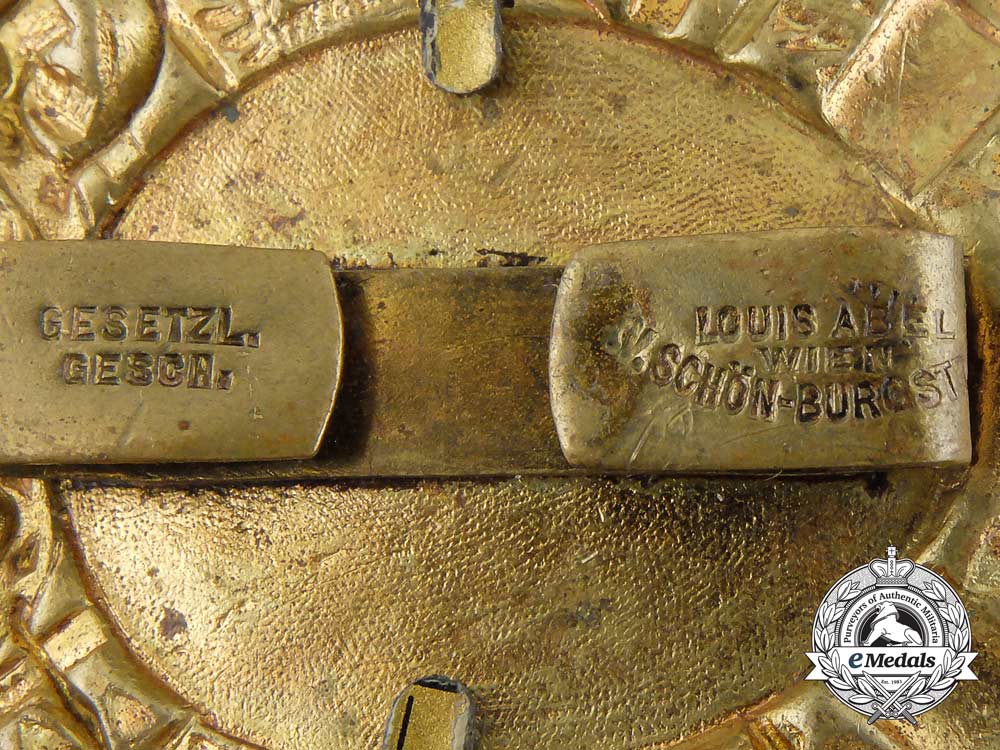 an_austrian_imperial-_royal_military(_kaiserlich-_königlich_militär)_veteran's_badge_d_3130