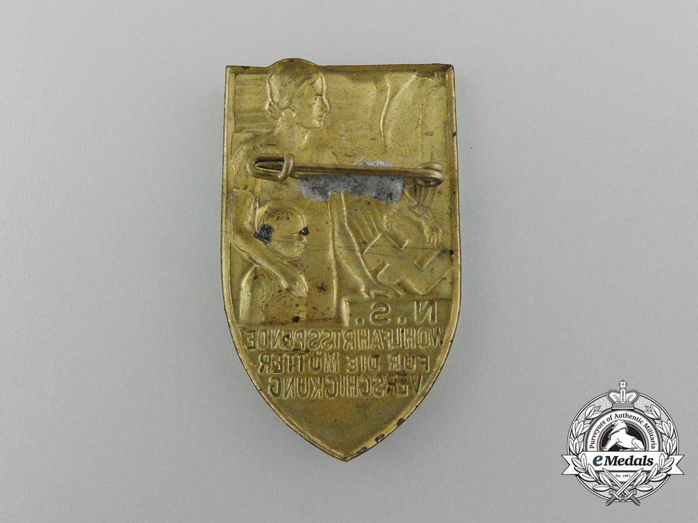 a_national_socialist_volks-_wohlfahrt_donation_badge_d_3546