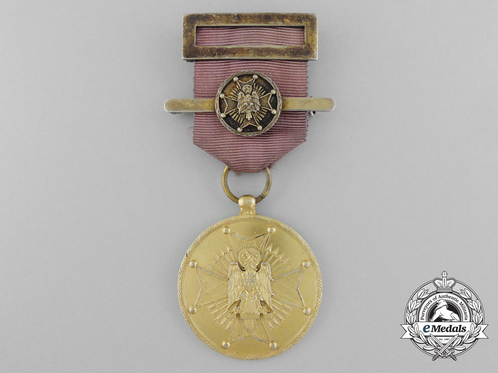 a_spanish_order_of_cisneros;_gold_grade_medal_d_3650