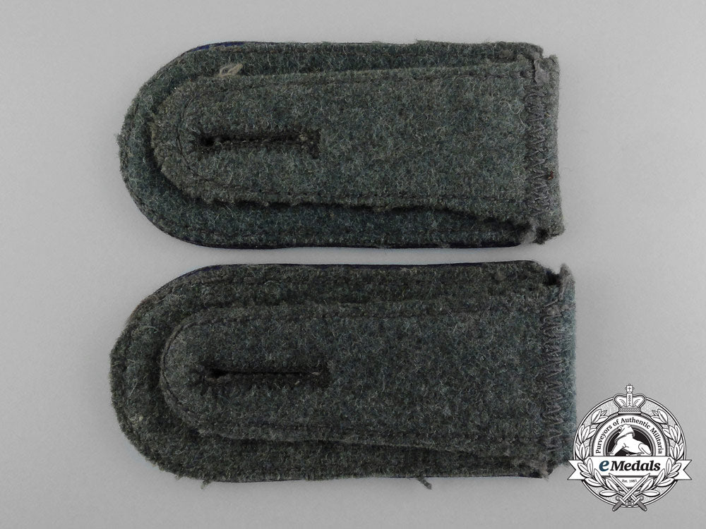 a_matching_pair_of_wehrmacht_medical_enlisted_man’s_shoulder_boards_d_3743_1