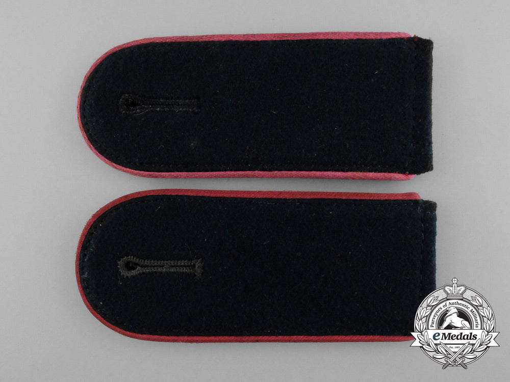 a_matching_pair_of_wehrmacht_panzer_enlisted_man’s_shoulder_boards_d_3746_1