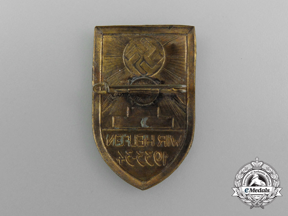 a1933-34_rad“_we_are_helping”_badge_d_3888