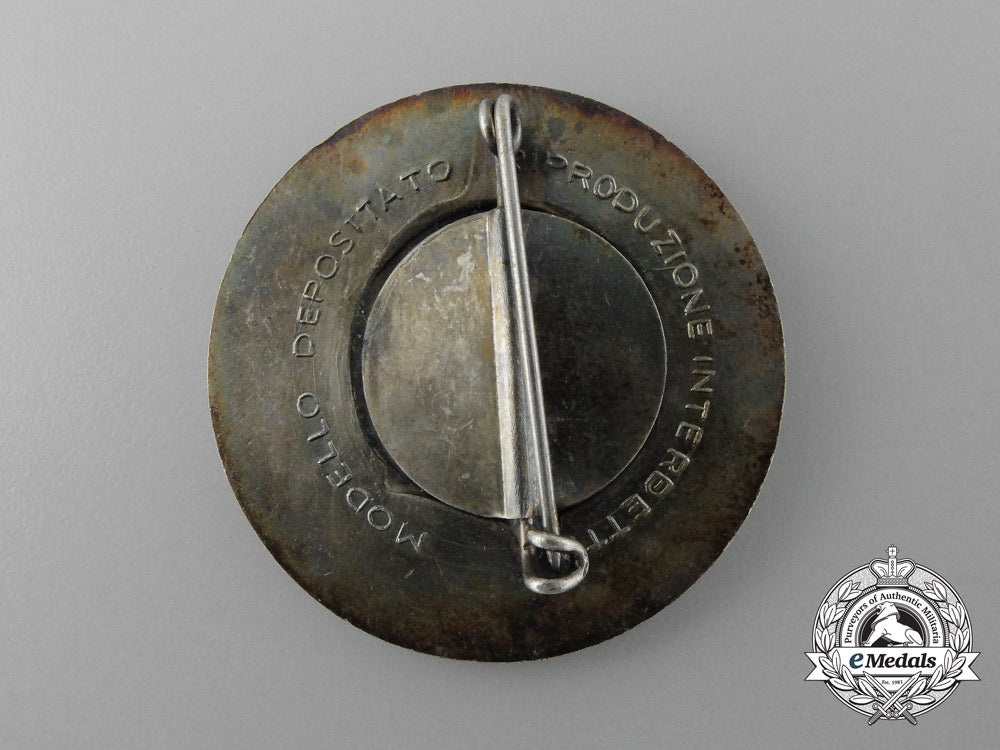 italy._a_fascist_youth"_opera_balilla"_badge_d_4182_1