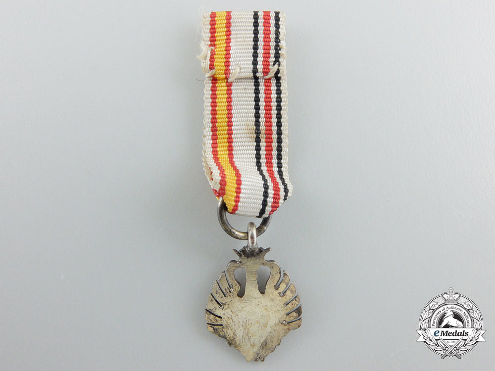 a_spanish_commemorative_medal_of_blue_division_for_russian_campaign1941_with_miniature_in_box_d_430