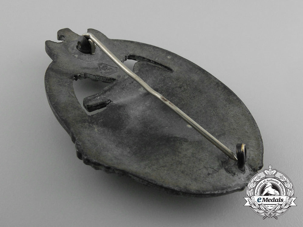 a_silver_grade_panzer_assault_badge_by_a.d_schwert_d_4497