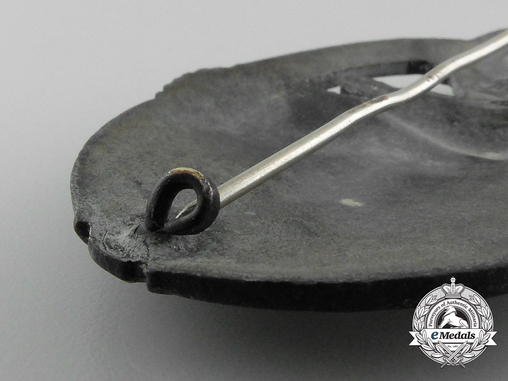 a_silver_grade_panzer_assault_badge_by_a.d_schwert_d_4498