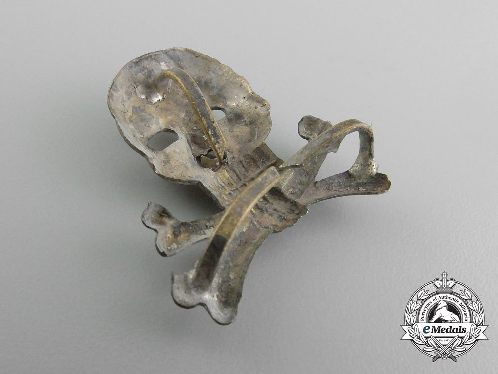 a_braunschweiger_totenkopf(_skull)_officer’s_cap_insignia_for_the_infantry_regiment_nr.92_or_hussars.17_d_5003