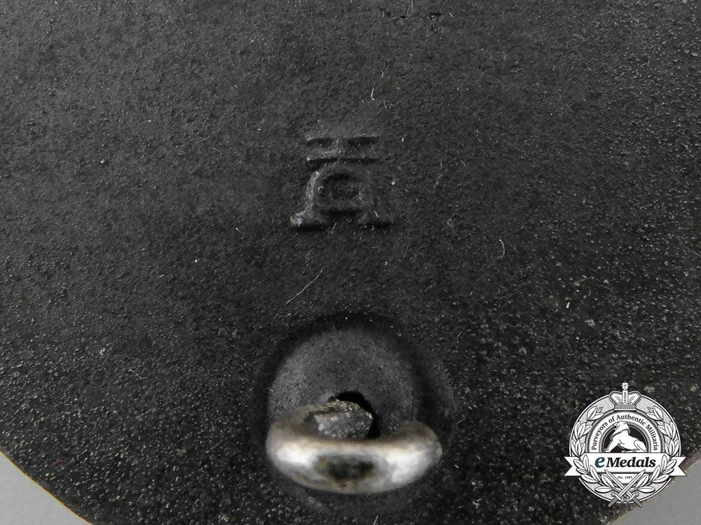a_panzer_badge;_silver_grade_by_hermann_aurich_co._d_5061