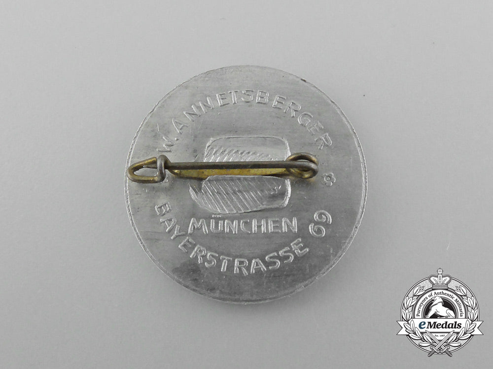 a1935_munich_grocery_and_luxury_foodstuffs_reichs_exhibition_badge_by_willy_annetsberger_d_5558