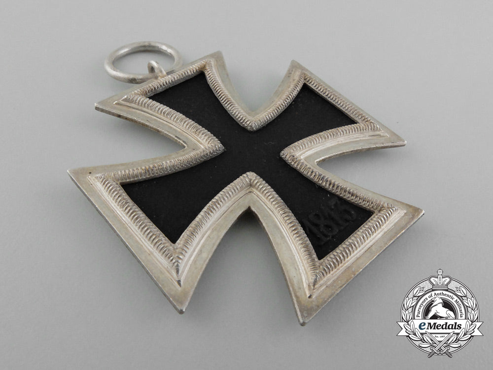 a_mint_iron_cross1939_second_class_by_j.e._hammer&_söhne_d_6067