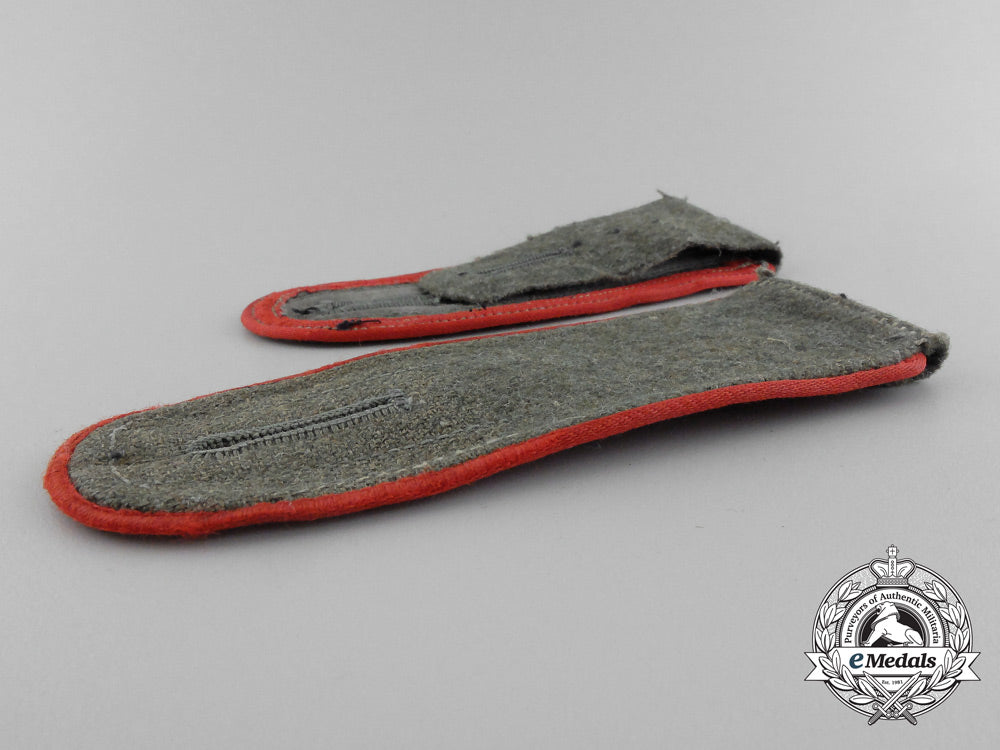 a_mint_pair_of_wehrmacht_artillery_enlisted_man’s_shoulder_boards_d_6144_1