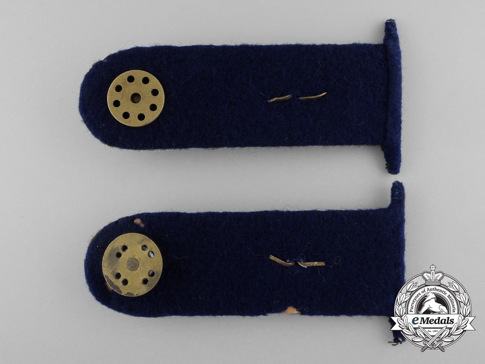 germany,_imperial._a_navy(_kaiserliche_marine)_oberleutnant_zur_see_shoulder_board_pair_d_6354_1