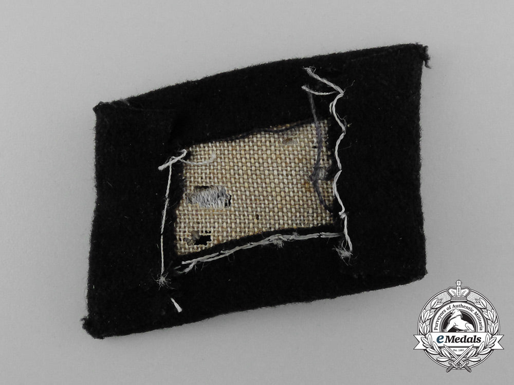 an_ss_totenkopf_em/_nco’s_collar_tab_d_6476_1