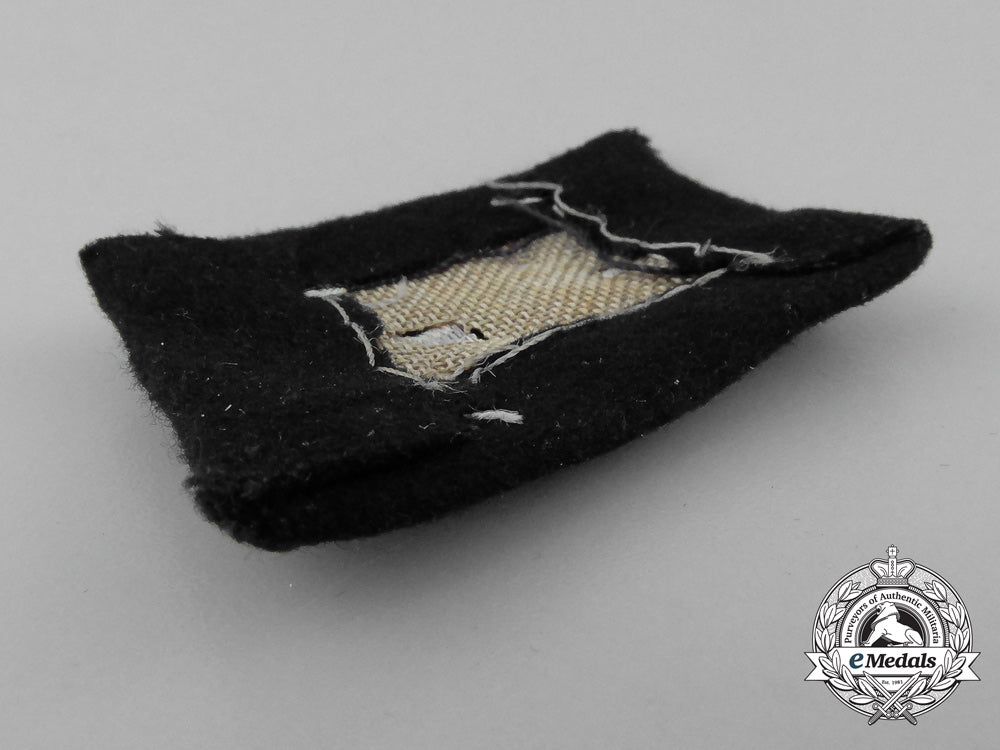 an_ss_totenkopf_em/_nco’s_collar_tab_d_6477_1