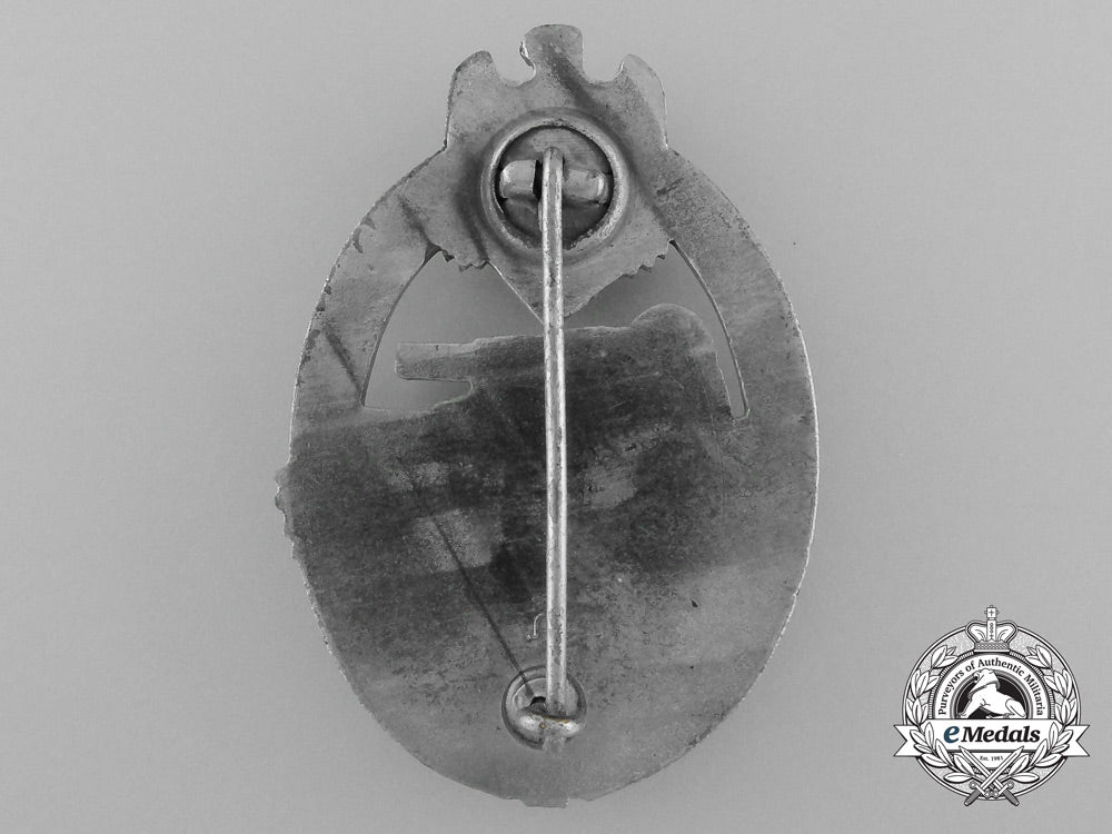 a_mint_silver_grade_tank_badge_by_h._aurich_d_6924