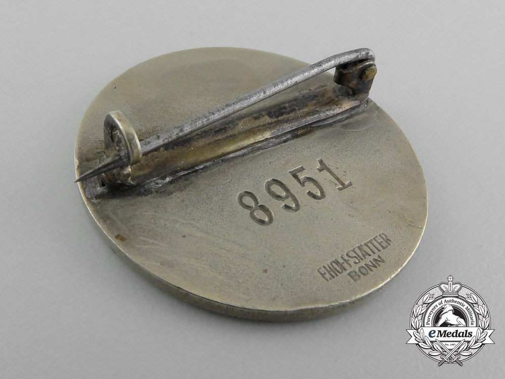 a_national_socialist_people’s_welfare_sisterhood_membership_badge_by_f._hoffstätter_d_7074