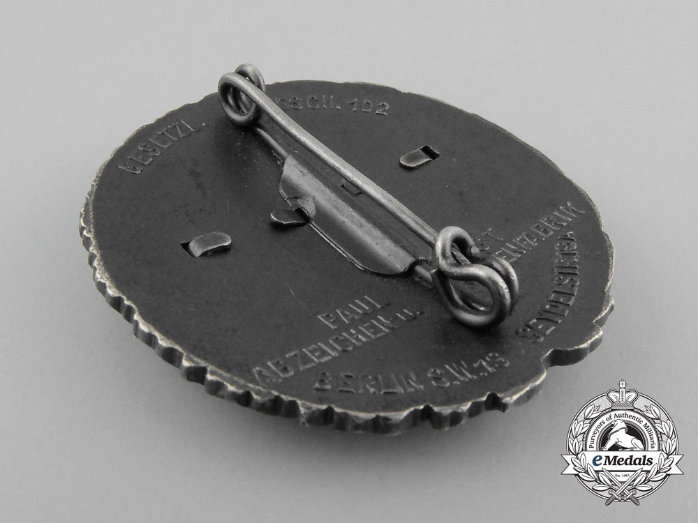 a_mint1923-24_schlageter_badge;_first_version_by_paul_kust_d_7115