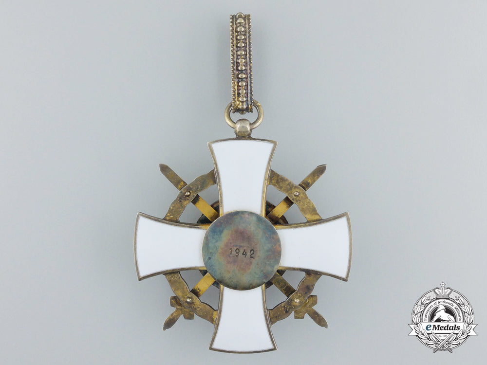 an_order_of_the_holy_crown_of_hungary;_commander_cross_with_swords_and_war_decoration_d_714