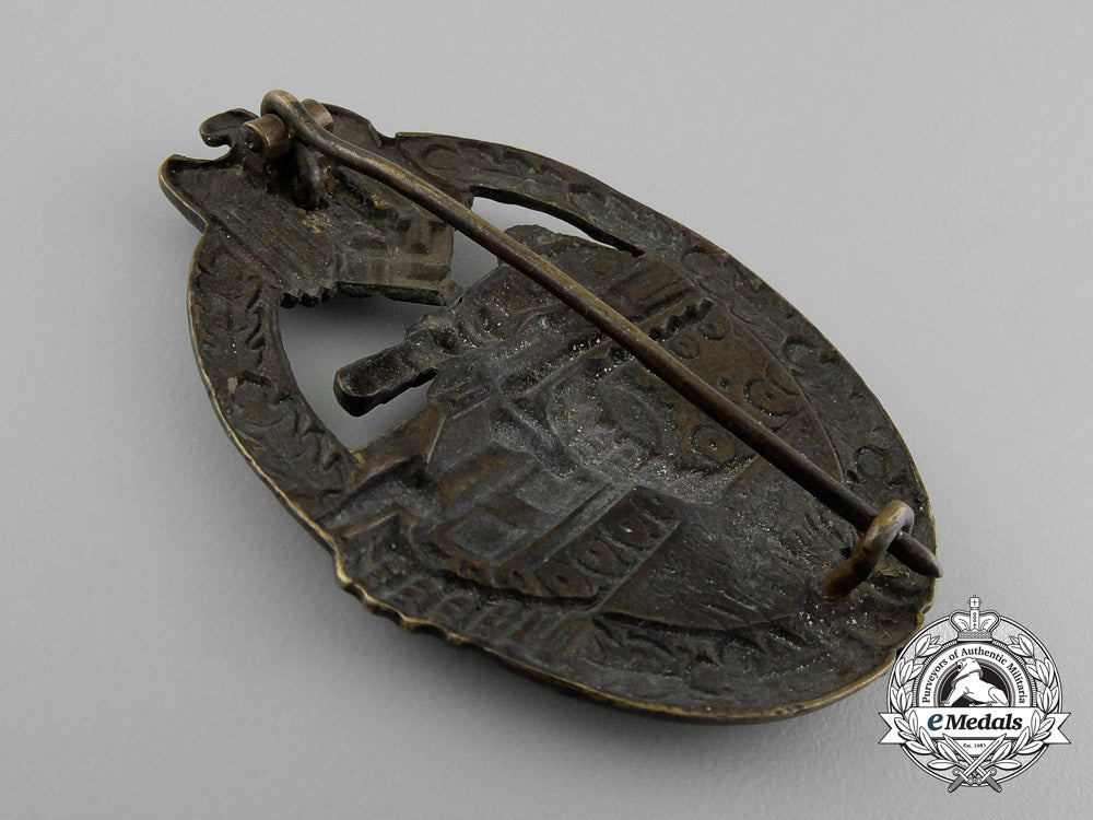 an_early_panzer_badge;_bronze_grade_in_tombac_d_7350