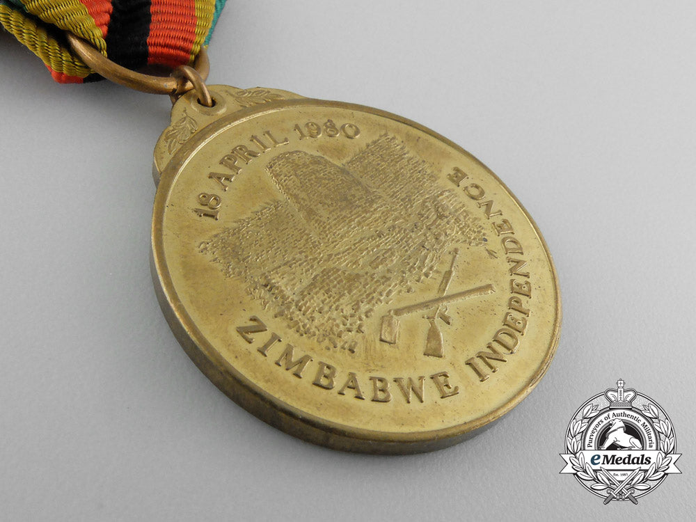 a_zimbabwe_independence_medal1980,_bronze_grade_d_7389_1