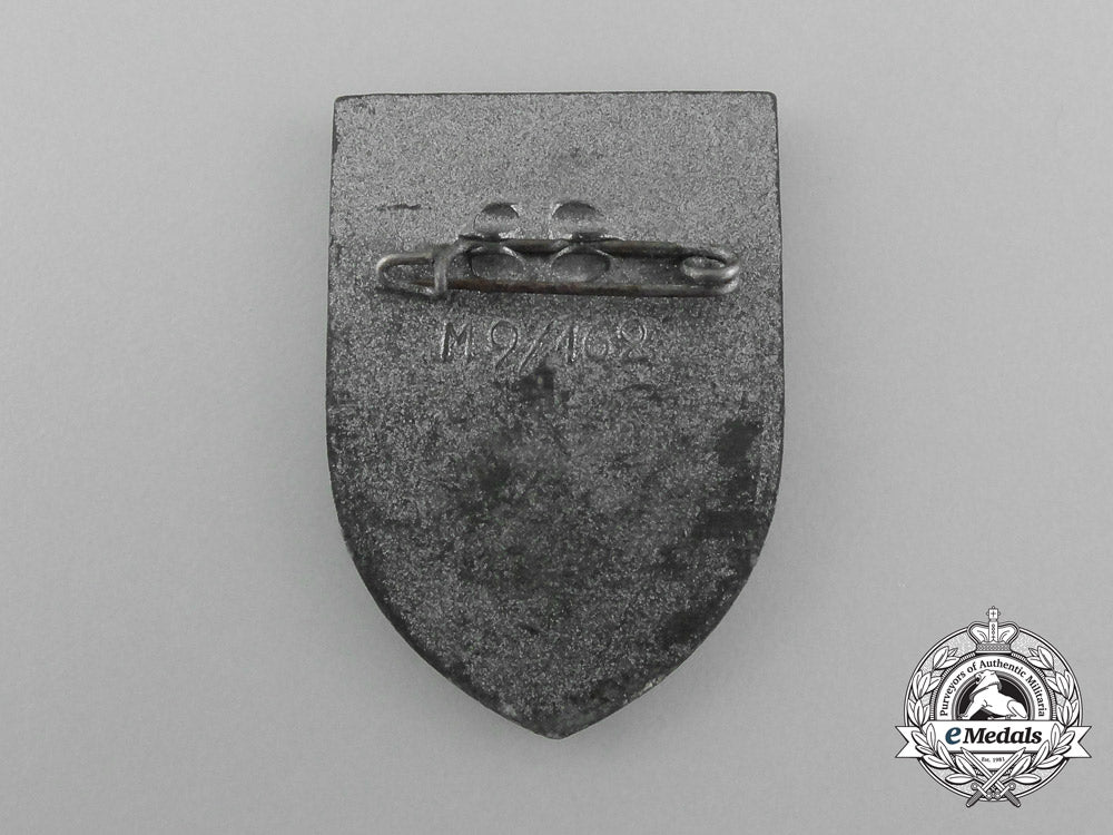a1942“_first_district_council_day_of_luxemburg”_badge_d_7461
