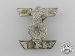 A Fine Clasp To The Iron Cross 1939 Second Class; Type Ii