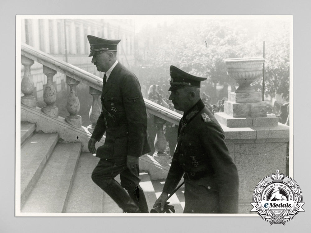 a_press_photo_of_ah&_field_marshal_von_bock_in_ukraine_d_8432