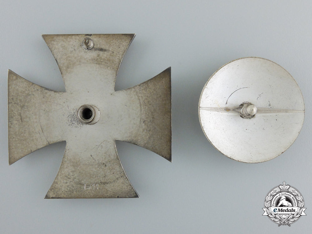 an_iron_cross_first_class1939_by_wilhelm_deumer;_screw_back_version_d_956