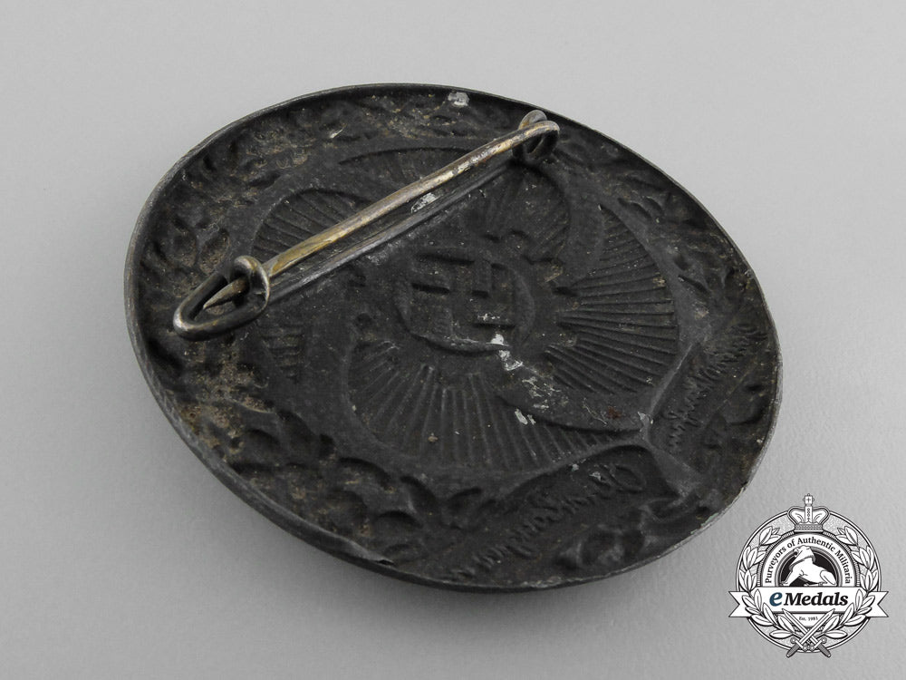 a_fine_quality_district_münchen-_oberbayern_strength_through_joy_badge_d_9570
