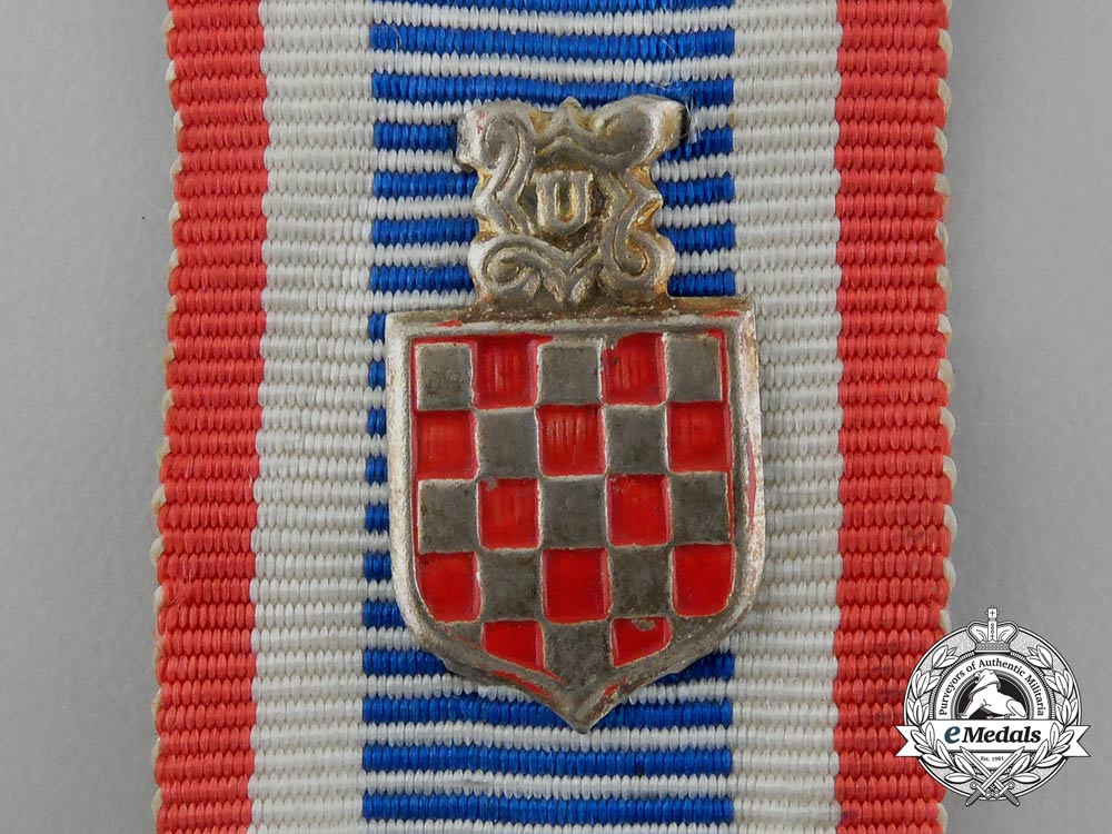 a_croatian_second_war_commemorative_badge_d_9674_1