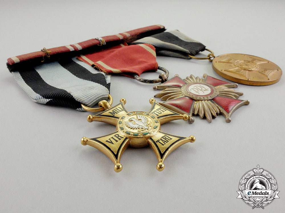 poland,_republic._a_second_war_group_of_three_dd_1456