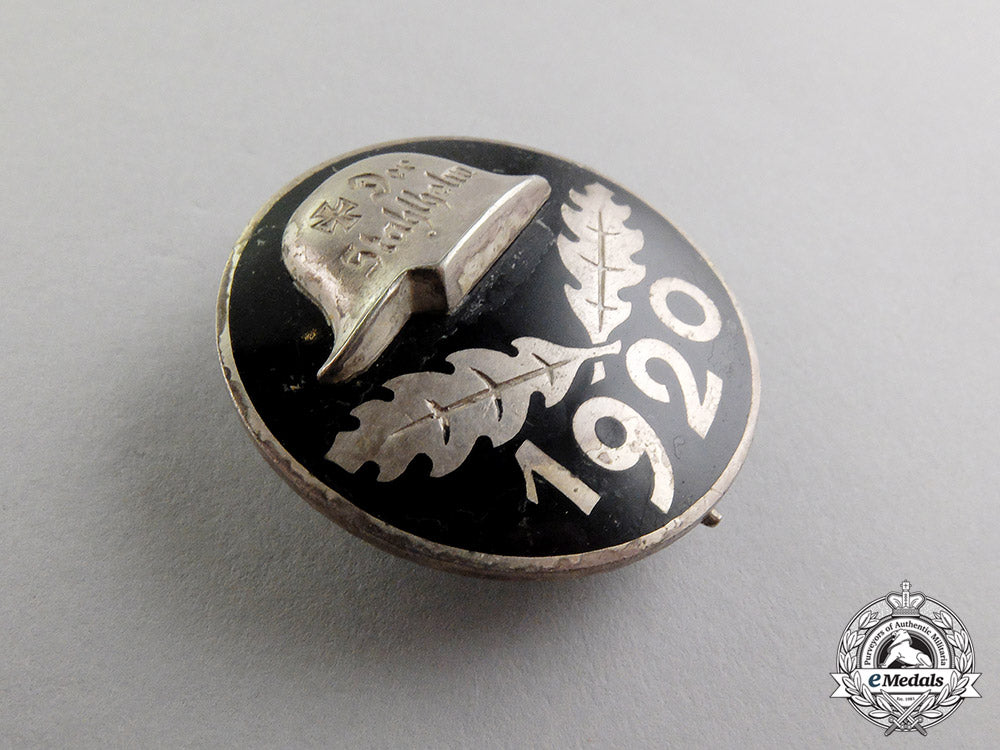 germany,_weimar_republic._a1920_stahlhelm_membership_badge_dd_5424