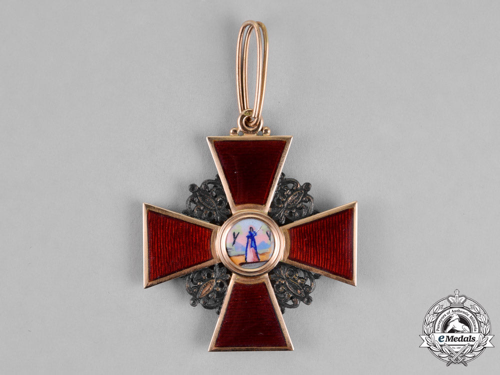 russia,_imperial._an_order_of_saint_anne_in_gold,2_nd_class,_by_ivan_keibel_c.1890_dsc_1232
