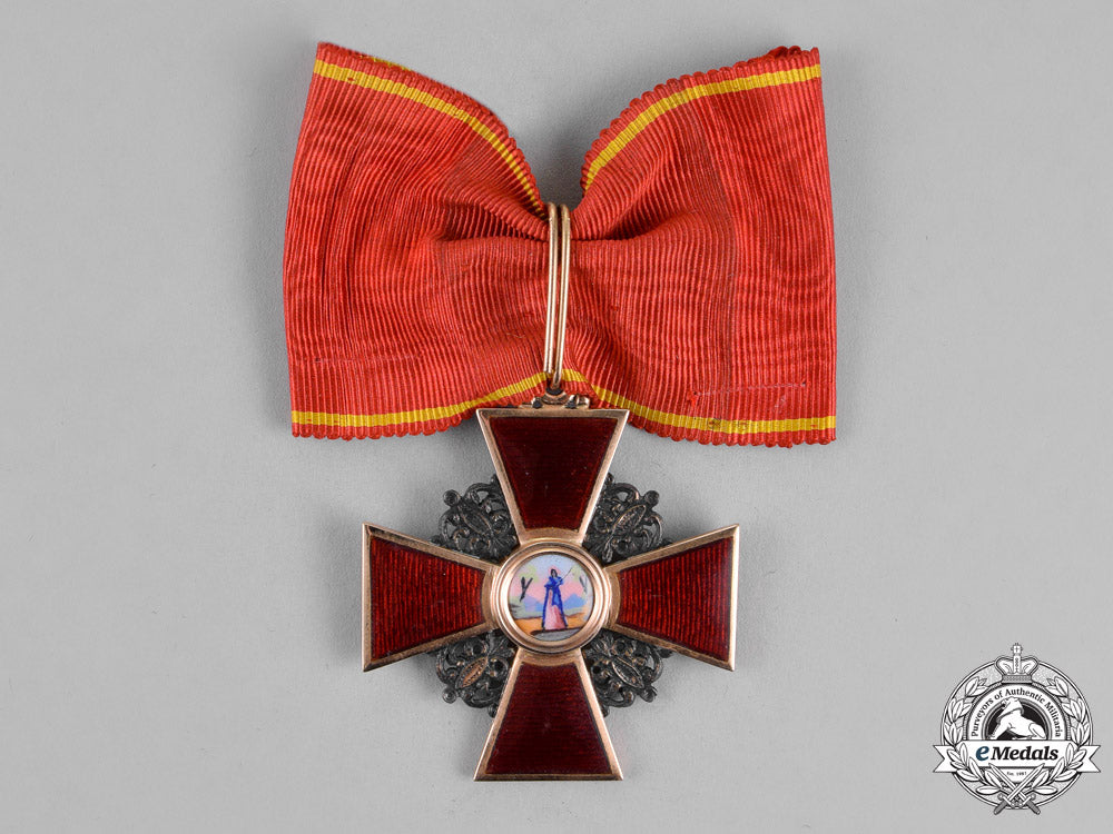 russia,_imperial._an_order_of_saint_anne_in_gold,2_nd_class,_by_ivan_keibel_c.1890_dsc_1245