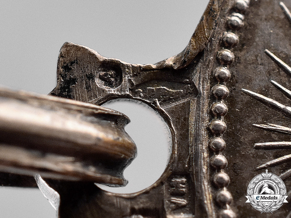 austria,_empire._a_red_cross_silver_honour_medal,_c.1914_dsc_1374