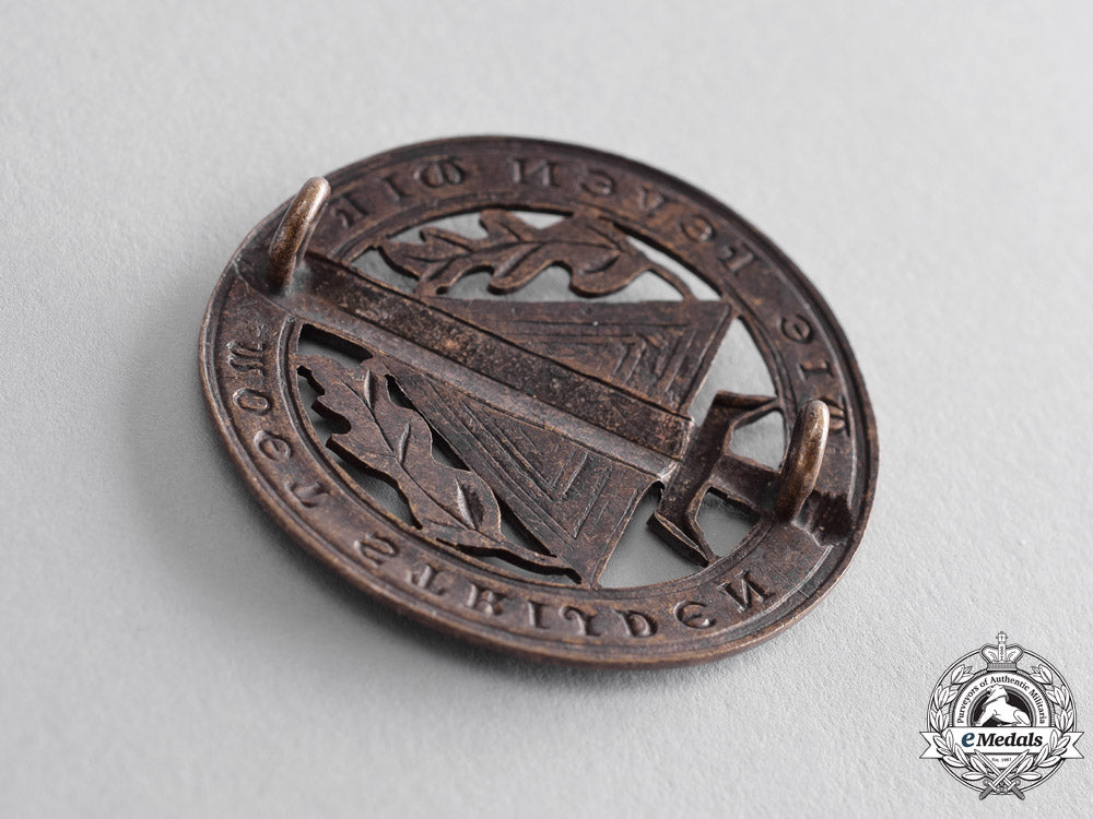 a_rare_second_war_military_sports_badge_of_the_v.n.v.(_vlaamsch_national_verbond)_dsc_1971