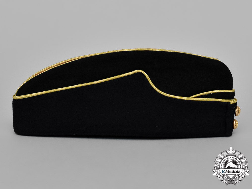 great_britain._an_army_field_marshal's_side_cap_dsc_2530_1