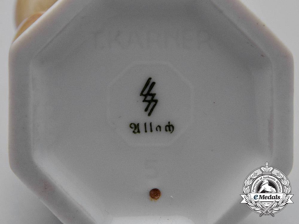 an_ss_allach-_made_standing_bear_figurine_by_theodor_kärner_dsc_3652