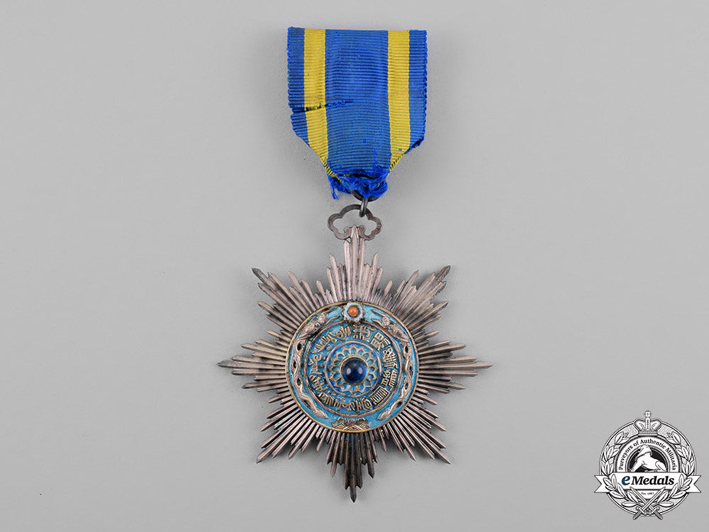 china,_qing_dynasty._an_order_of_the_double_dragon,3_rd_class,3_rd_grade,_c.1910_dsc_3961_1_1