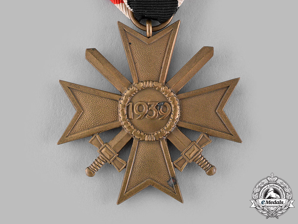 germany,_wehrmacht._a_war_merit_cross,_ii_class_with_swords_dsc_5311