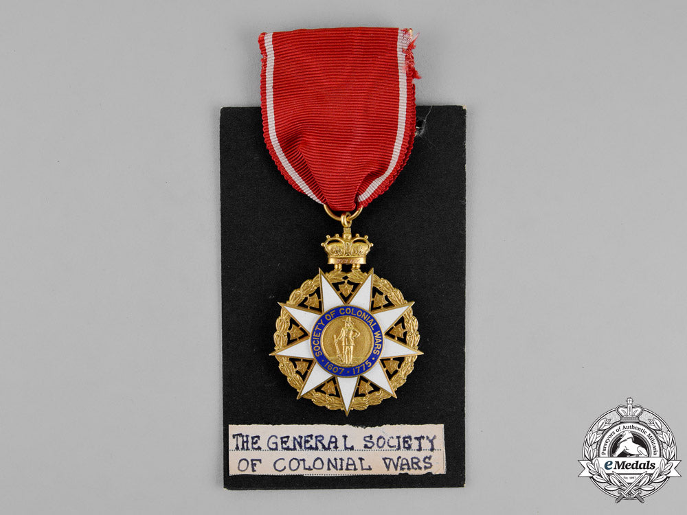 united_states._a_society_of_the_colonial_wars_membership_badge_in_gold,_c.1900_dsc_9281