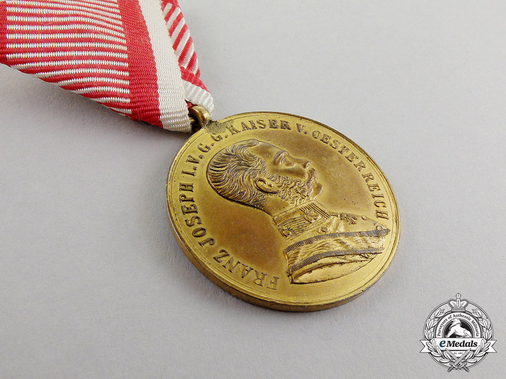 austria,_empire._a_golden_bravery_medal_dscf6162