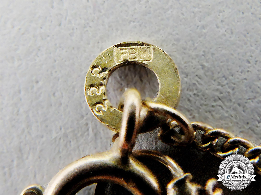 serbia,_kingdom._a_badge_of"_empress_zorka_society,_c.1900_dscf6202