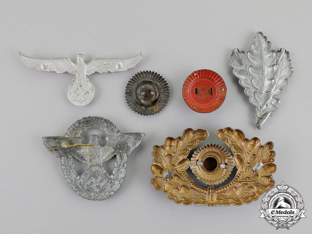 germany._a_lot_of_third_reich_period_german_insignia_dscf7193
