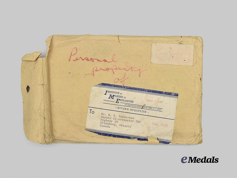 canada,_commonwealth._a_second_war_lot_to_pte._sanderson_e_medals__c7239_3