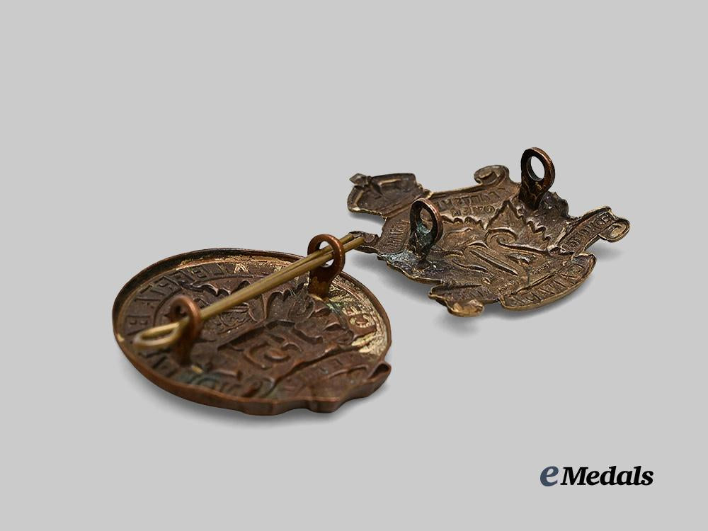 canada,_c_e_f._a151st_infantry_battalion_cap_badge_and202nd_infantry_battalion_cap_badge_e_medals__c7291_4