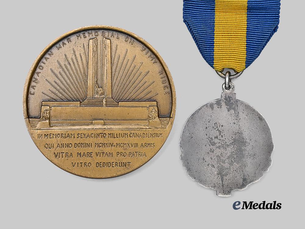 canada._two_vimy_pilgrimage_memorial_medals_e_medals__c7453_5