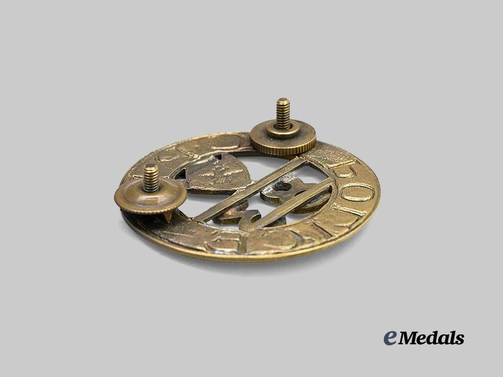 canada._a_canadian_pacific_railway_police_badge_e_medals__c7804_4